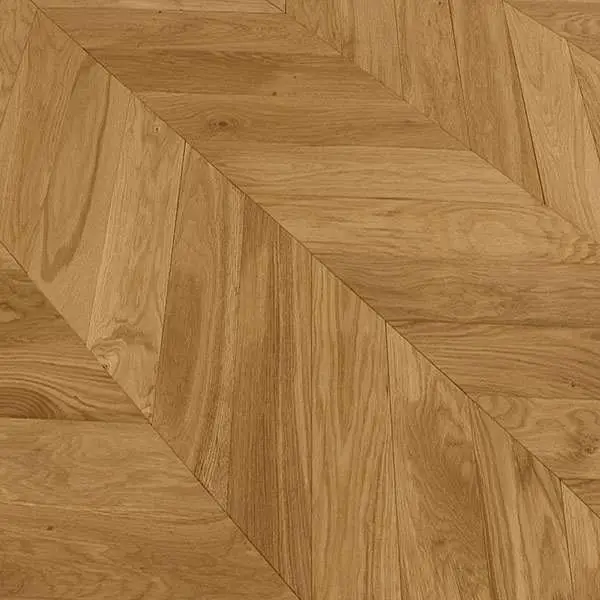 PARQUET-SPINA-FRANCESE-ROVERE-2-STRATI-TAGLIO-45-11-600x600-1.jpg