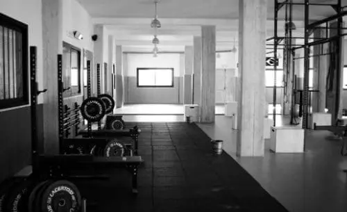 Pavimentazione in Gomma Nera – Antitrauma