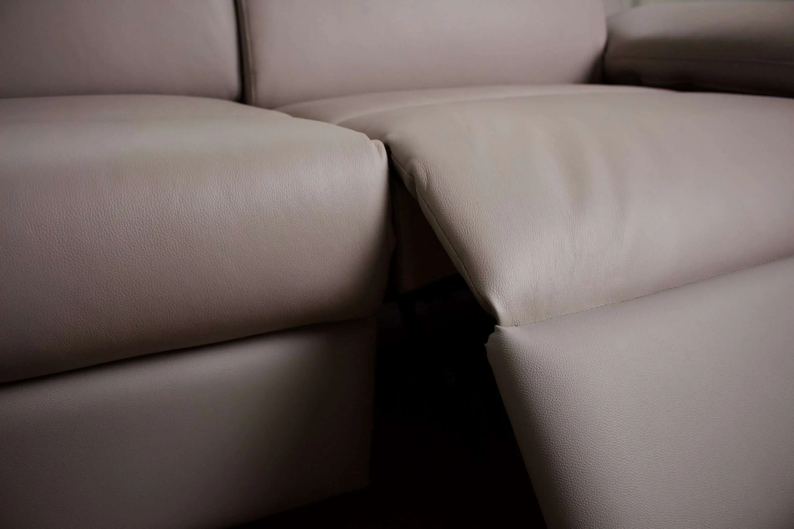 DIVANO RECLINABILE ELETTRICO BEETHOVEN 2: 201 x 100 x 84cm, 3 posti