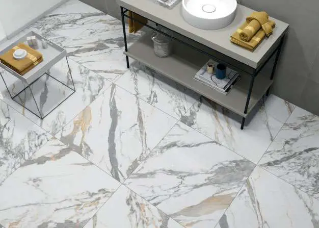 PIASTRELLE IN PASTA ROSA PER RIVESTIMENTO, GRES PORCELLANATO SMALTATO