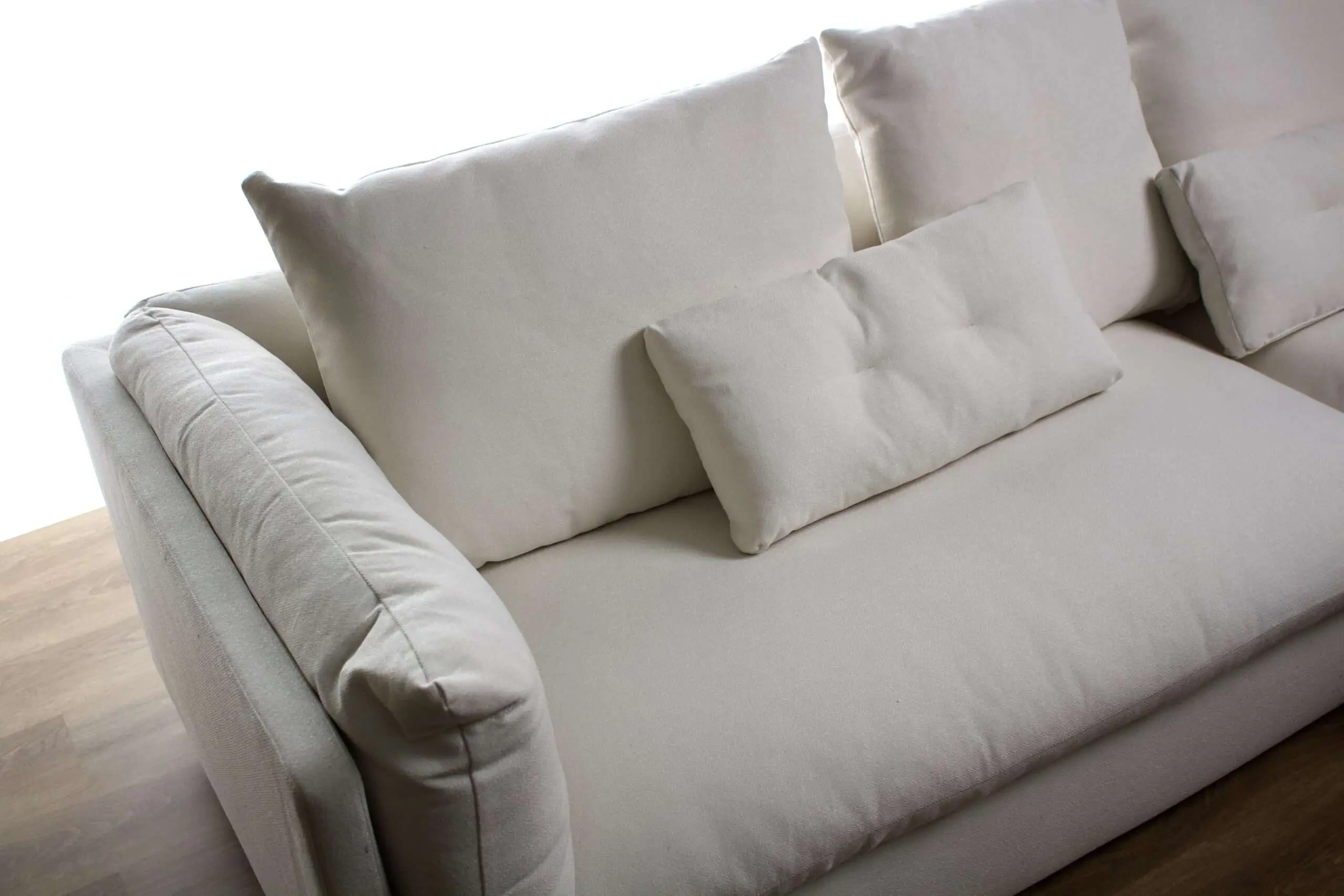 DIVANO LINCOLN: 160 x 100 x 75cm – 100 x 100 x 75cm – 94 x 94 x 38cm