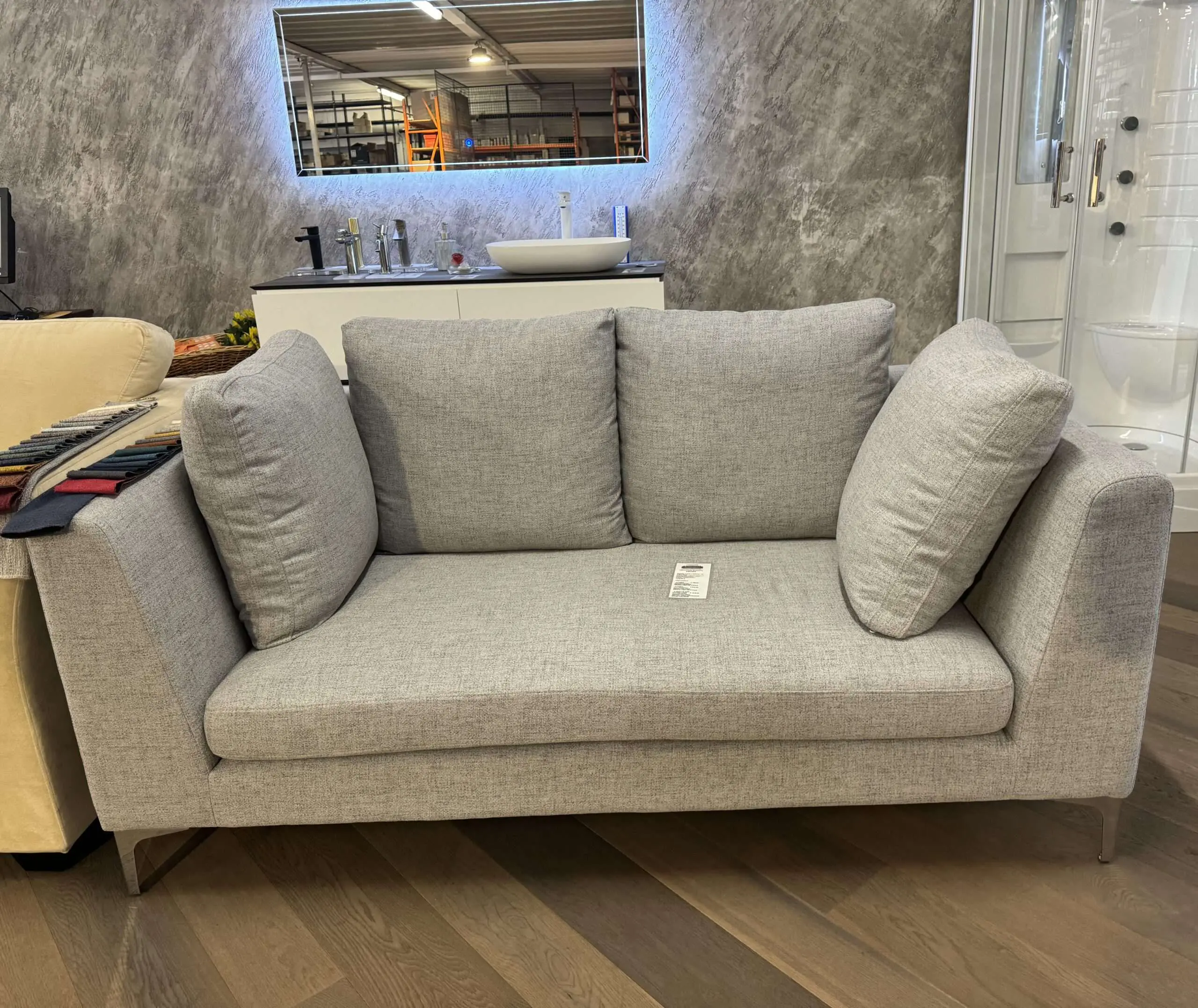 DIVANO PABLO 2 SEDUTE: 178 x 97 x 73 cm