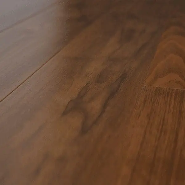 PARQUET PREFINITI – NOCE AMERICANO – Stock: 13,200mq – Offerta: € 501,60