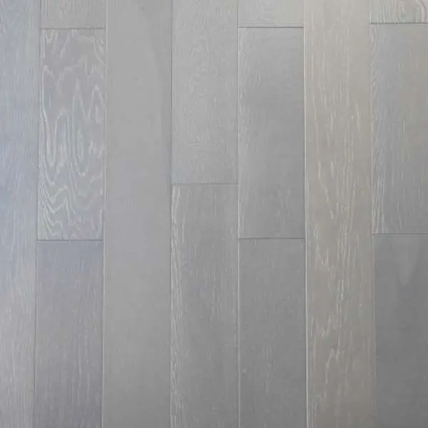 PARQUET PREFINITI – Rovere 1 Strip – Light Grey – Decapato Bianco – Oliato Cerato – Spazzolato