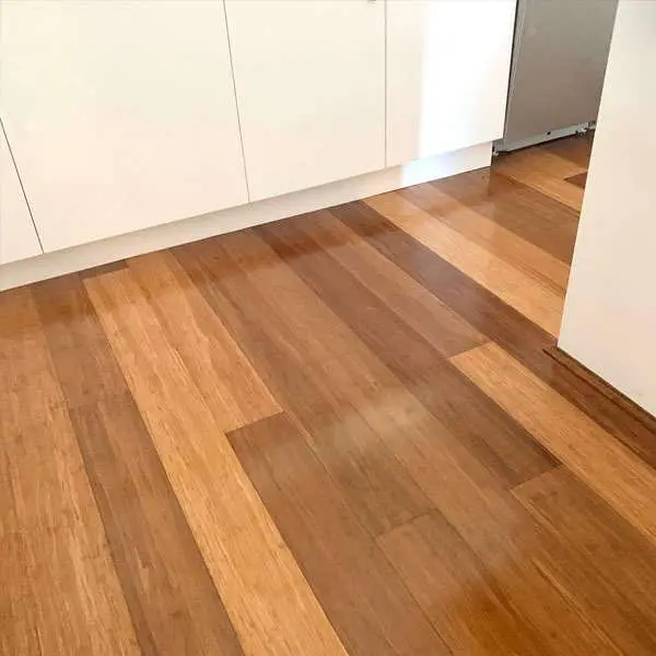 PARQUET PREFINITO – LEGNO TEAK ASIA – Stock: 10,368mq – Offerta: € 348,36