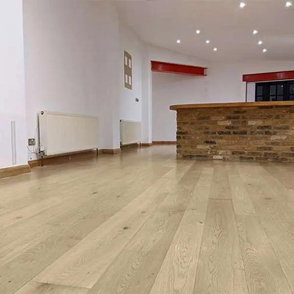PARQUET PREFINITI – Rovere 1 Strip – Light White – Verniciato Bianco – Spazzolato – Stock residuo: 12 mq – Offerta: € 342,72