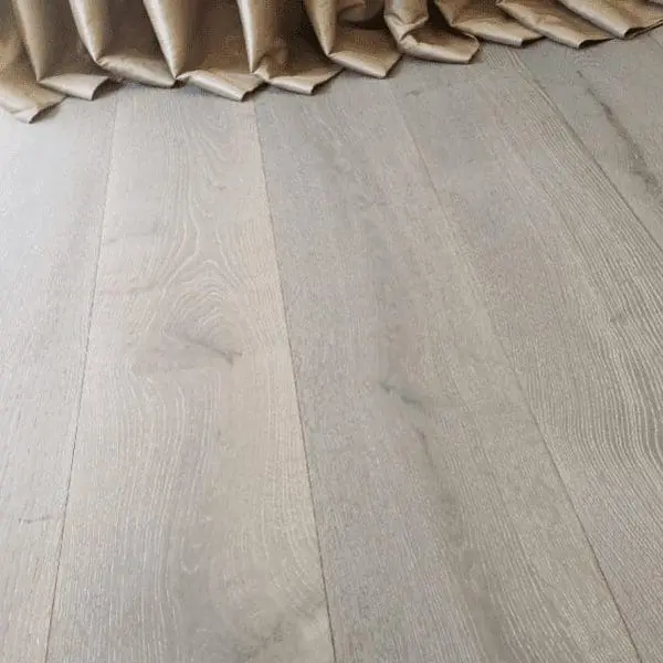PARQUET PREFINITI – Rovere 1 Strip – Banana – Verniciato