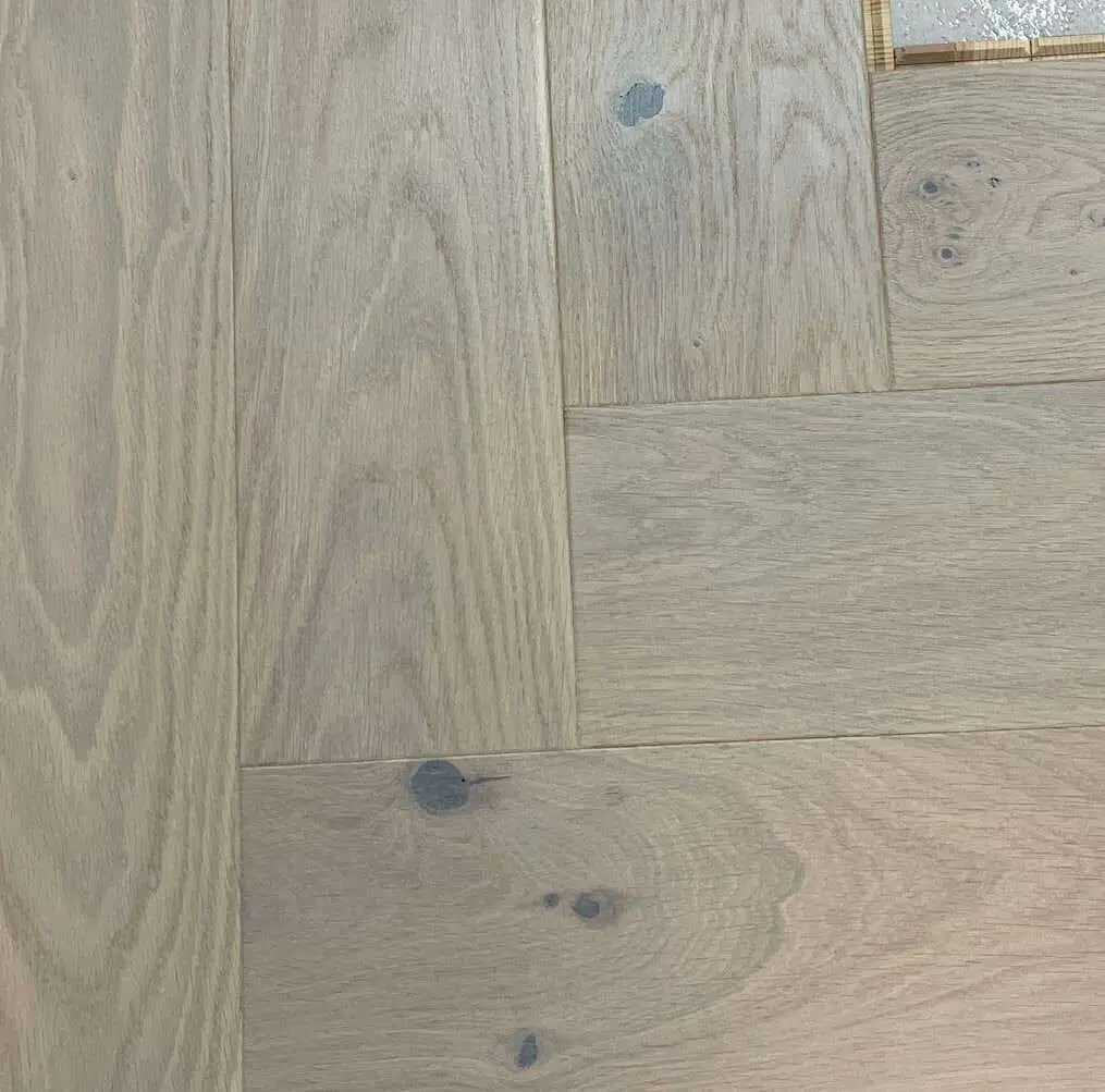 PARQUET SPINA ITALIANA – Rovere 1 Strip Cappuccino – Verniciata Opaca Country – Stock residuo: 3 mq – Offerta: € 104,91