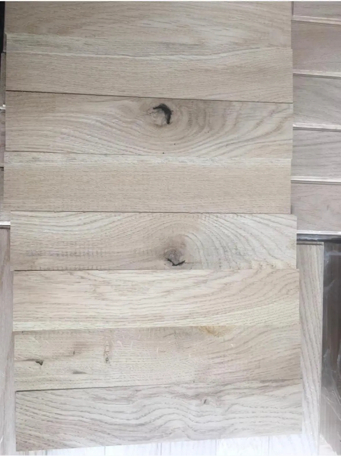 PARQUET MASSELLO TRADIZIONALE – ROVERE – Da lamare e Verniciare