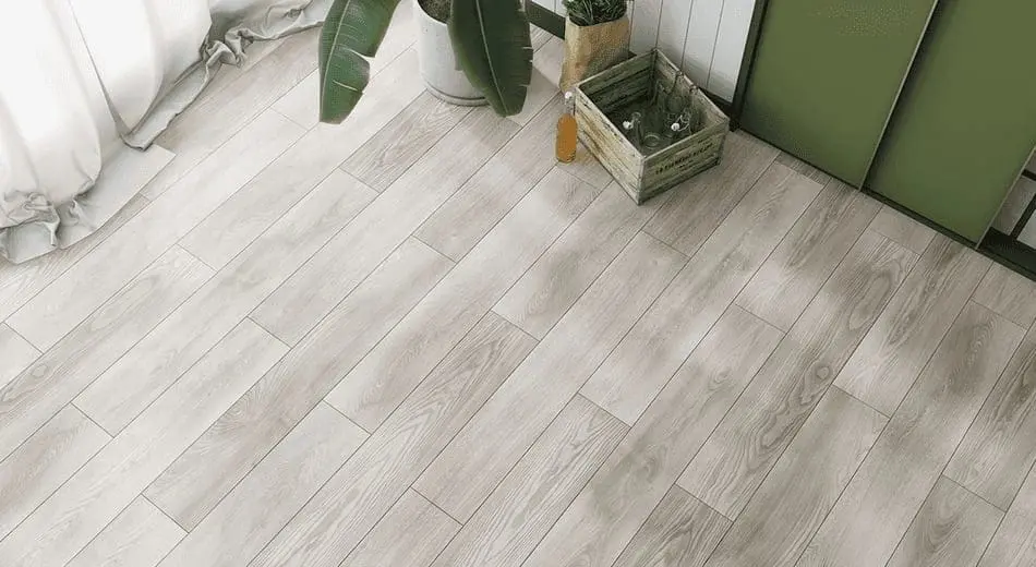 Parquet laminato Plancia Intera AC4 Spessore 8 mm