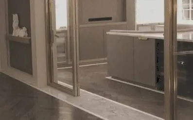 PARQUET PREFINITI – Rovere Spina Italiana Como – Verniciato Opaco – Spazzolato