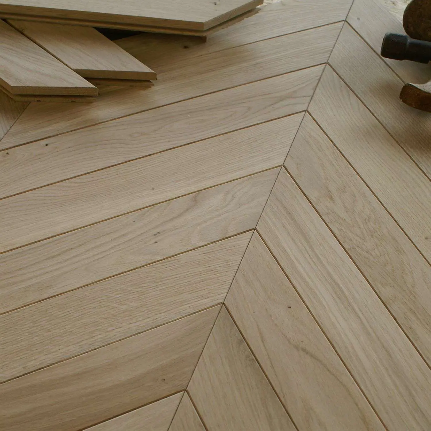 PARQUET SPINA FRANCESE – ROVERE 2 STRATI – TAGLIO 45°