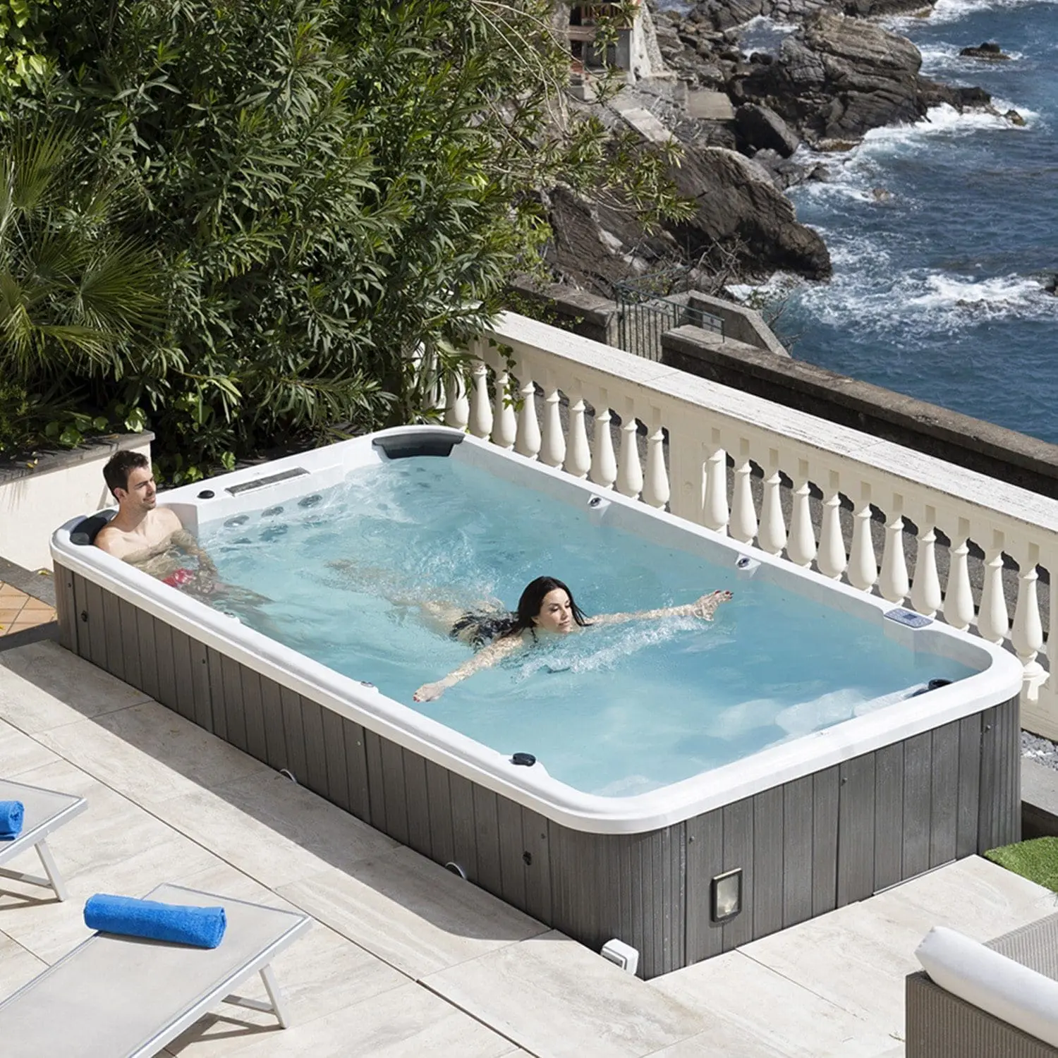 SPERLONGA – Piscina Nuoto Controcorrente e Spa – Coffee