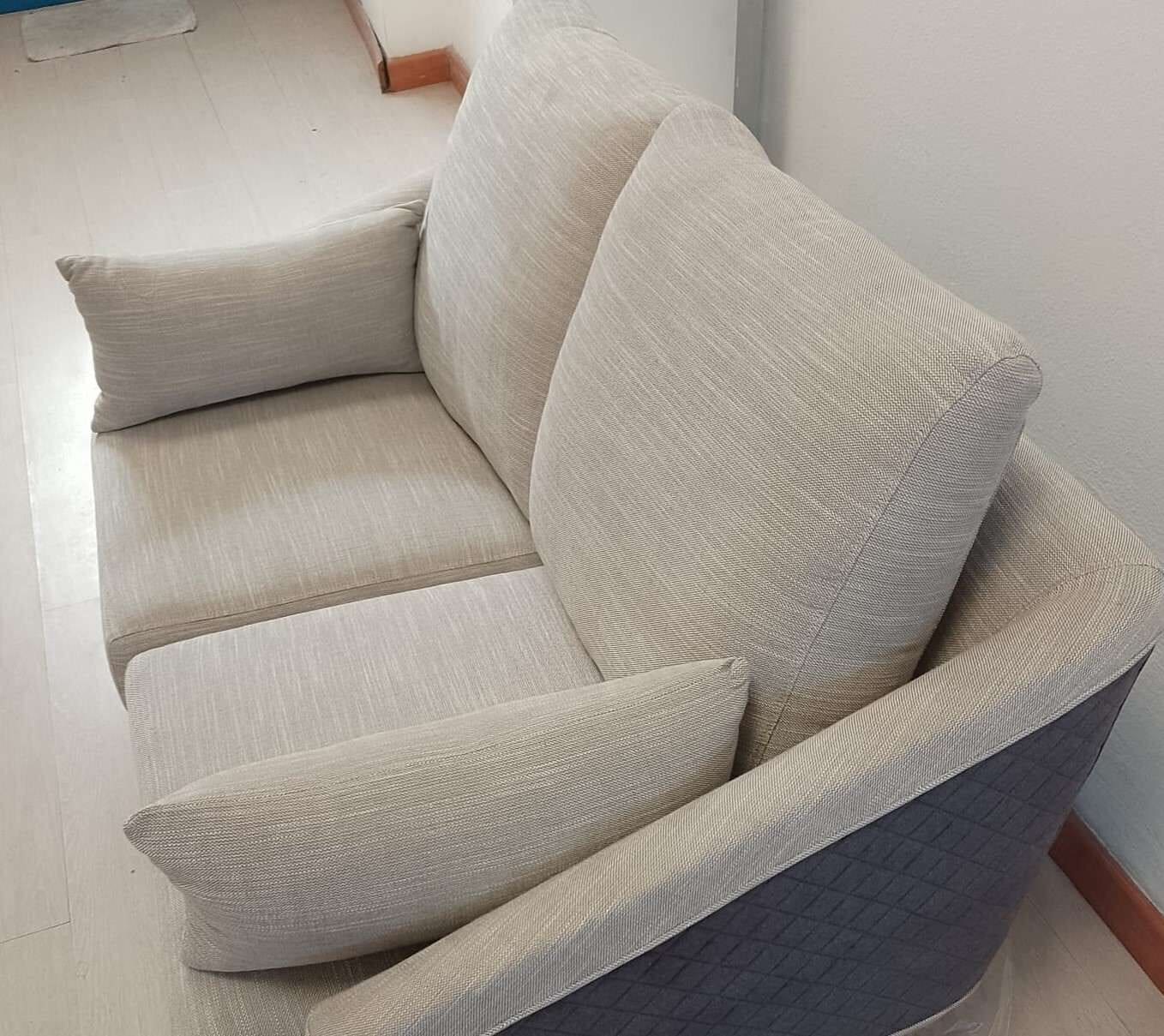 DIVANO JOPLIN – 2 POSTI – 141 x 90 x 72 cm