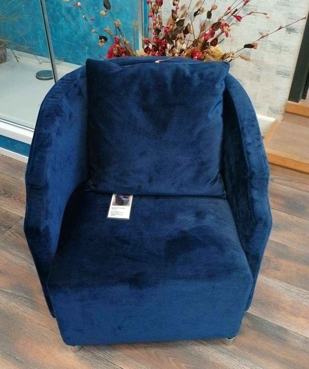 POLTRONA MARISA – VELLUTO BLU NOTTE