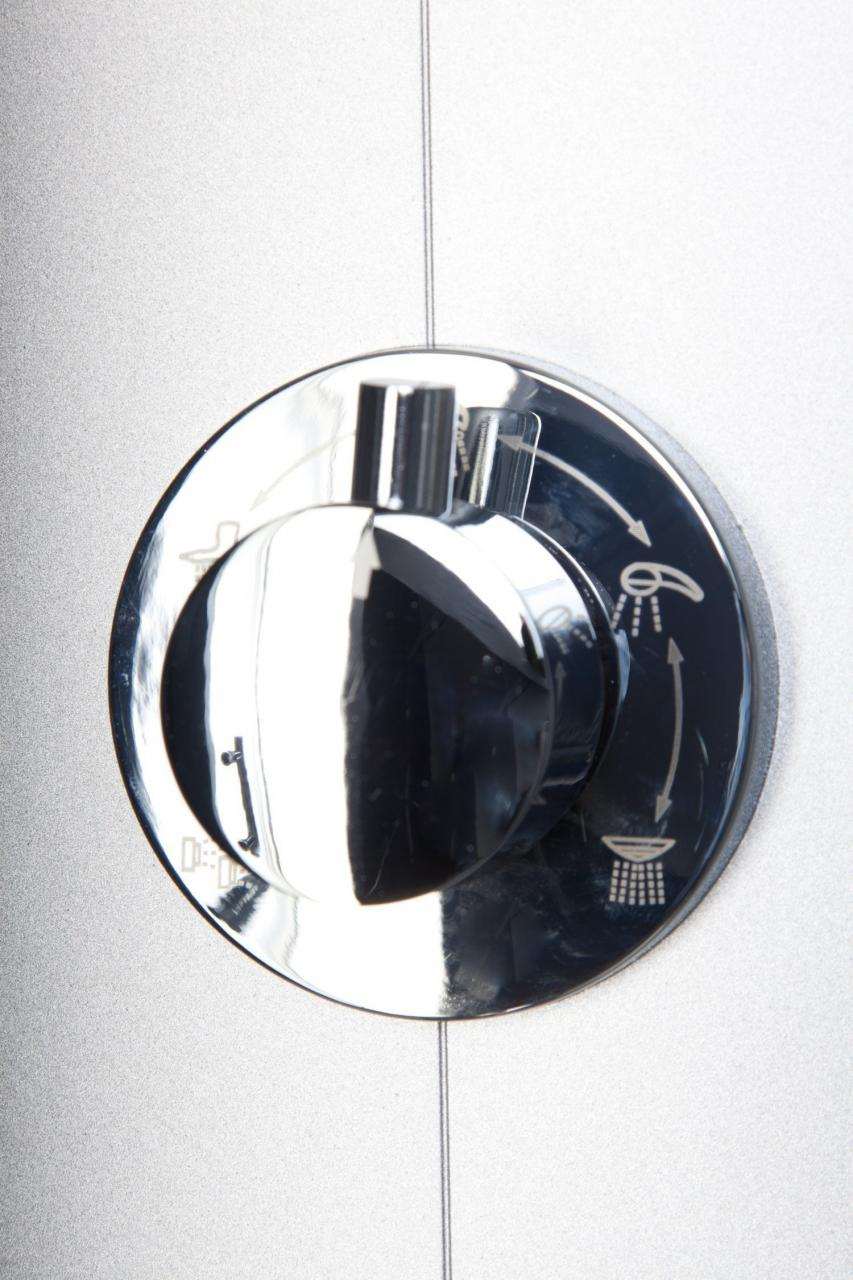 Doccia 8007, 1600 x 850 x h 2150 mm