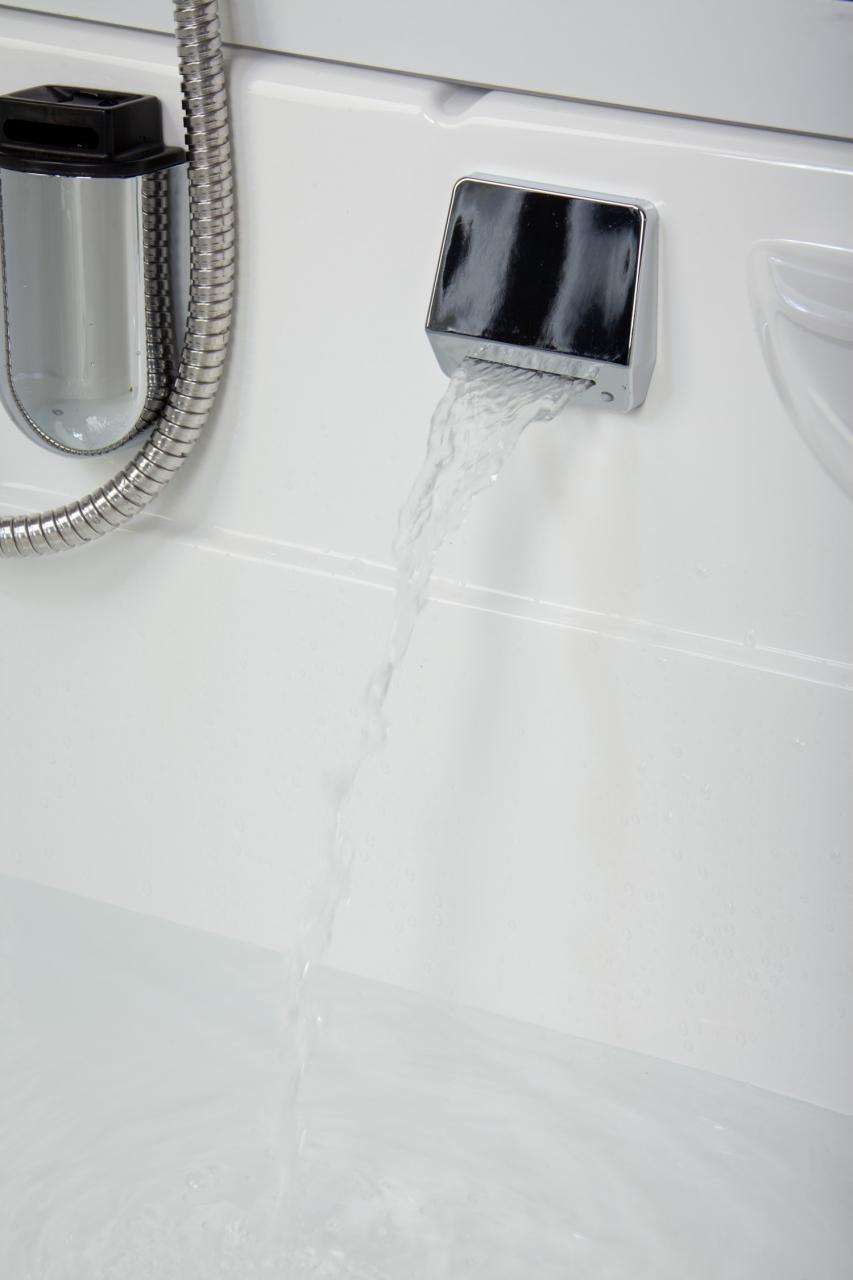 Doccia 9001, 1500 x 900 x h 2150 mm