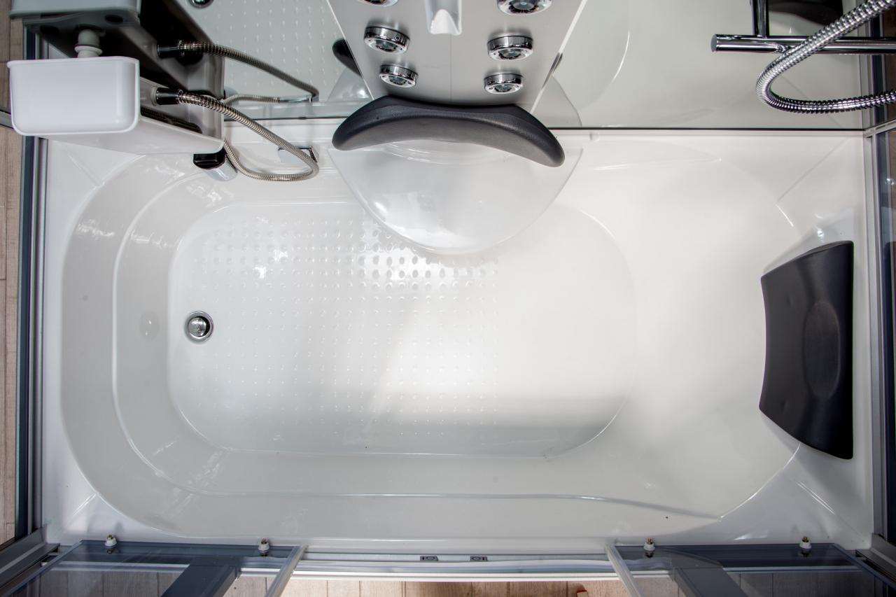 Doccia 9001, 1500 x 900 x h 2150 mm