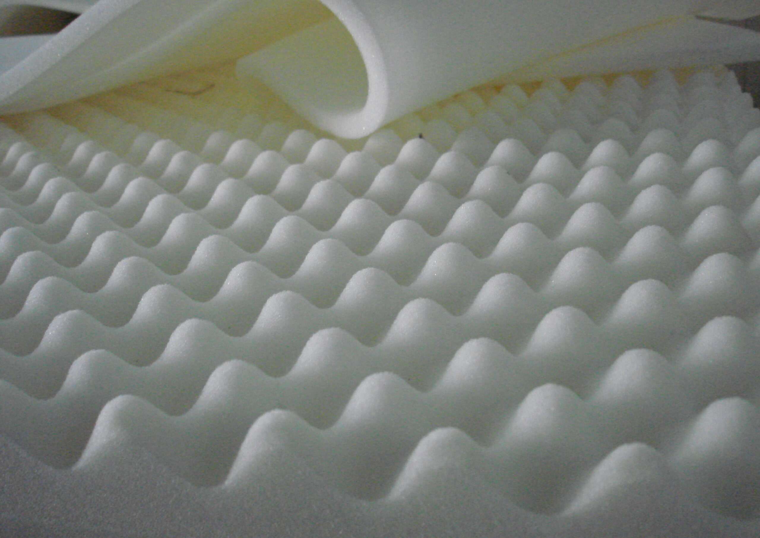 Materasso Emily Nanotech, Singolo 80 cm. Memory 7,3 cm, Ioni Argento , 9 zone portanza differenziata.