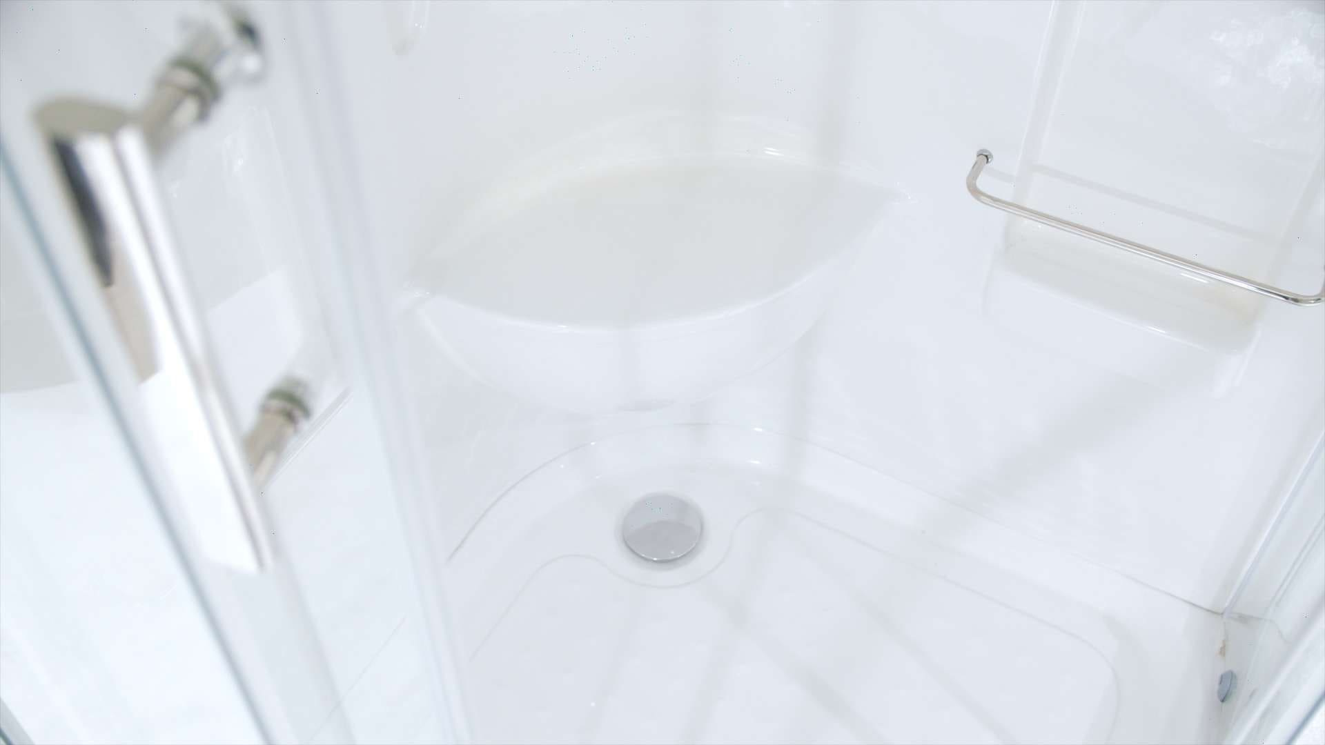 DOCCIA HAPPINESS – 90 x 90 x h 225 cm