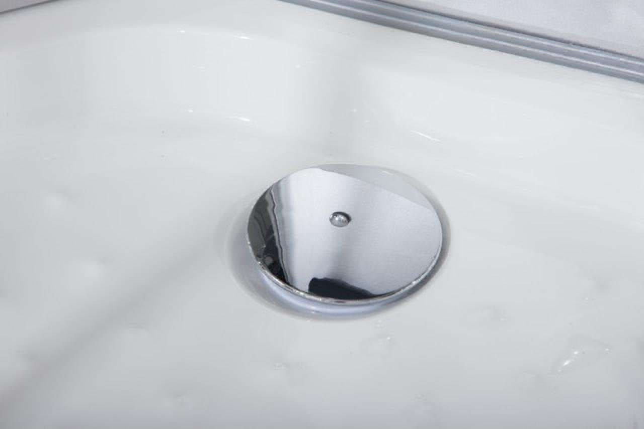 Doccia H88-845, 1200 x 800 x h 2050 mm – 1300 x 850 x h 2050 mm