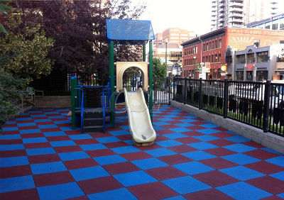 Pavimentazione in Gomma Colorata, Antitrauma