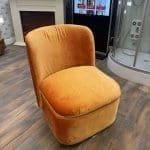 POLTRONA CLIO – VELLUTO ARANCIO