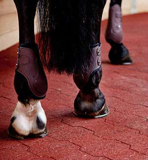 Pavimentazione in Gomma Colorata – Scuderia
