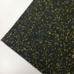 Pavimentazione in Gomma Nera Macchiata Colorata – Antitrauma