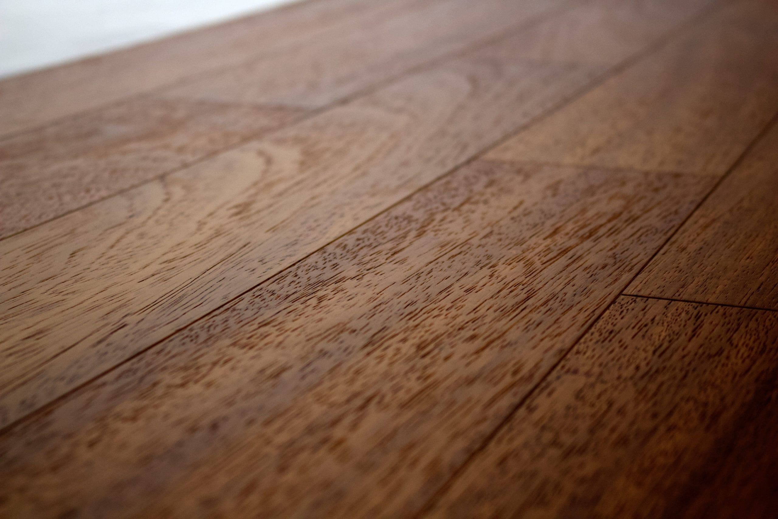 PARQUET PREFINITI – Iroko – 1 Strip – Olio UV – Spazzolato