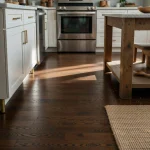 PARQUET PREFINITI – Frassino 3 Strip Caffè – Verniciato Satinato – Spazzolato