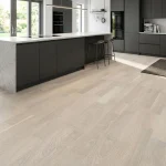 PARQUET PREFINITI – Frassino 4 Strip – Verniciato Opaco – Bianco