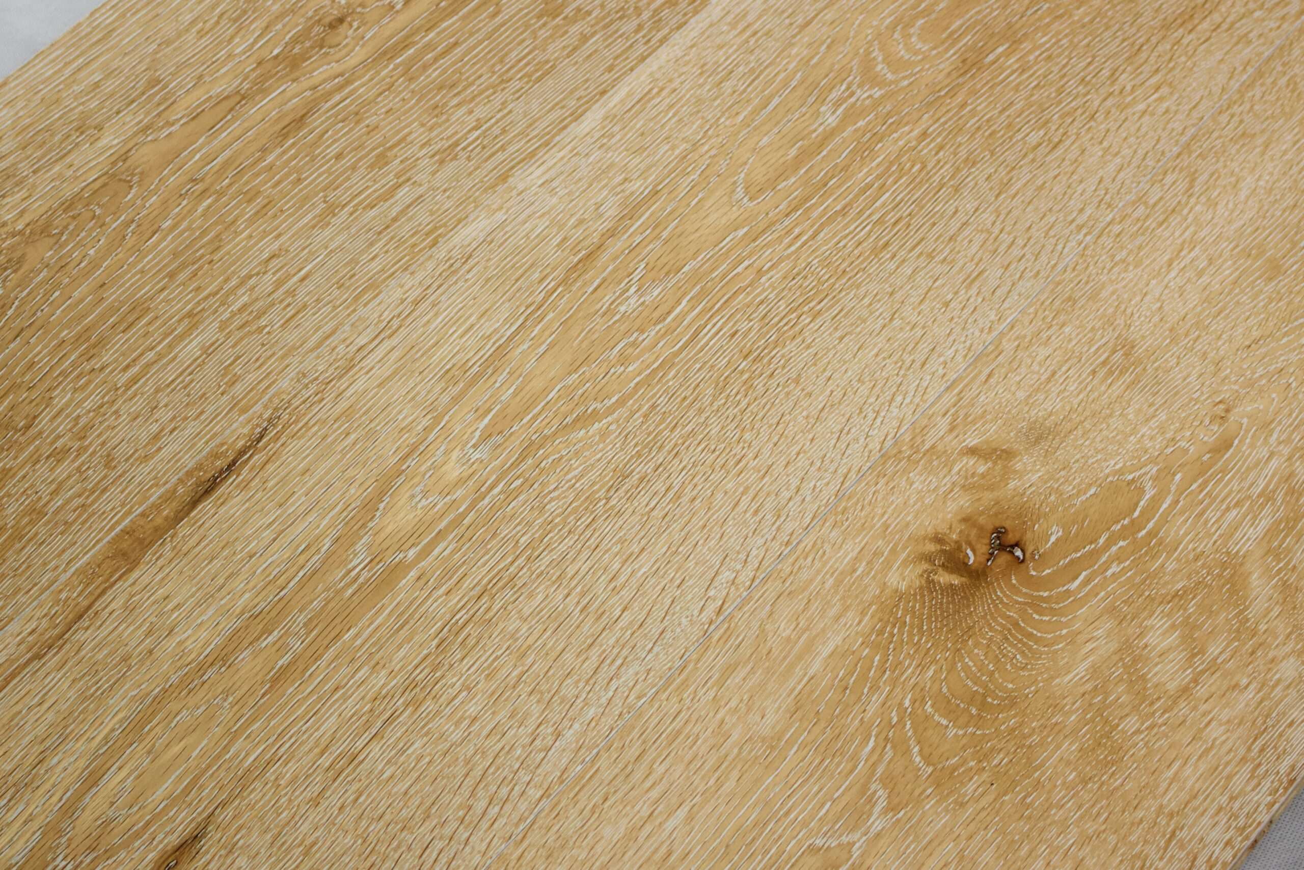 PARQUET PREFINITI – Rovere 1 Strip – Select – Decapato Bianco – Stock: 2,812mq – Offerta: € 80,14