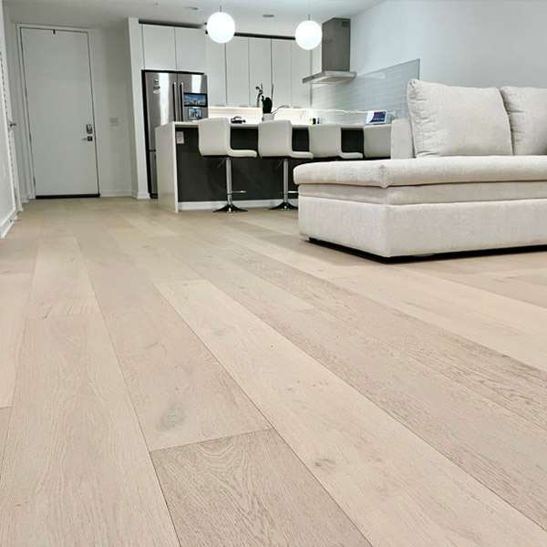 PARQUET PREFINITI – Rovere 1 Strip – Verniciato Opaco Bianco – Stock residuo: 2 mq – Offerta: € 54,01