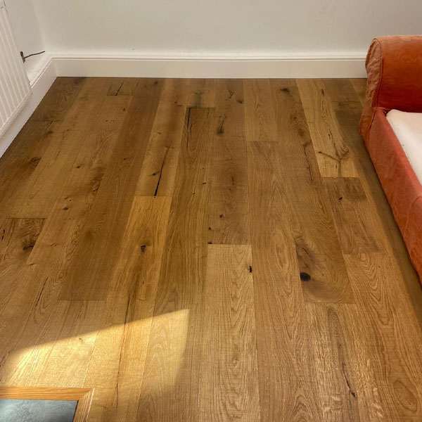 PARQUET PREFINITI – Rovere 1 Strip – Brandy Light – Verniciato Opaco – Spazzolato – Piallato – Stock: 2,812mq – Offerta: € 85,91