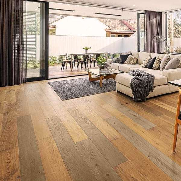 PARQUET PREFINITI – Rovere 1 Strip – Venezia – Oliato UV – Stock residuo: 4 mq – Offerta: € 117,01