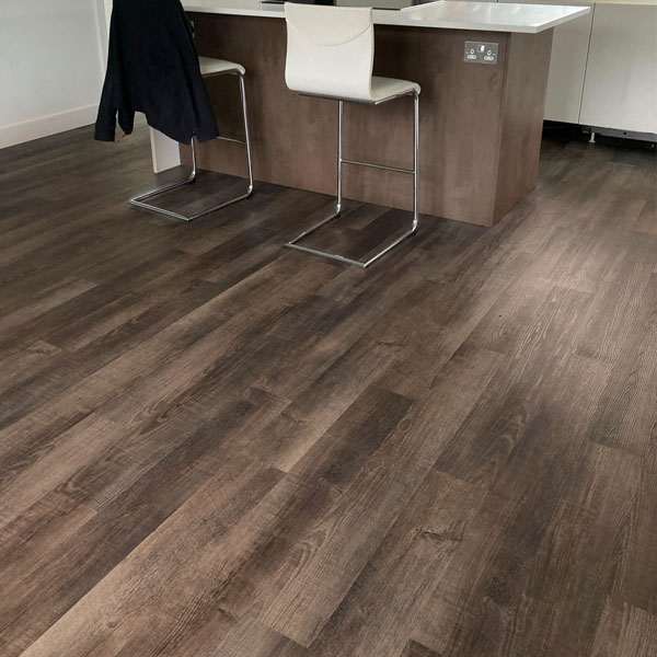 PARQUET PREFINITI – Rovere 1 Strip – Cimbro – Verniciato – Spazzolato – Piallato