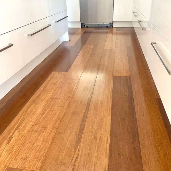 PARQUET PREFINITO – LEGNO TEAK ASIA – Stock: 10,368mq – Offerta: € 348,36