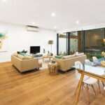 PARQUET PREFINITI – Rovere 1 Strip – Siviglia – Verniciato Naturale – Stock: 13,734mq – Offerta: € 425,75