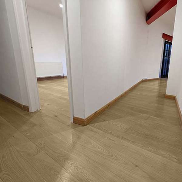 PARQUET PREFINITI – Rovere 1 Strip – Light White – Verniciato Bianco – Spazzolato – Stock residuo: 12 mq – Offerta: € 342,72