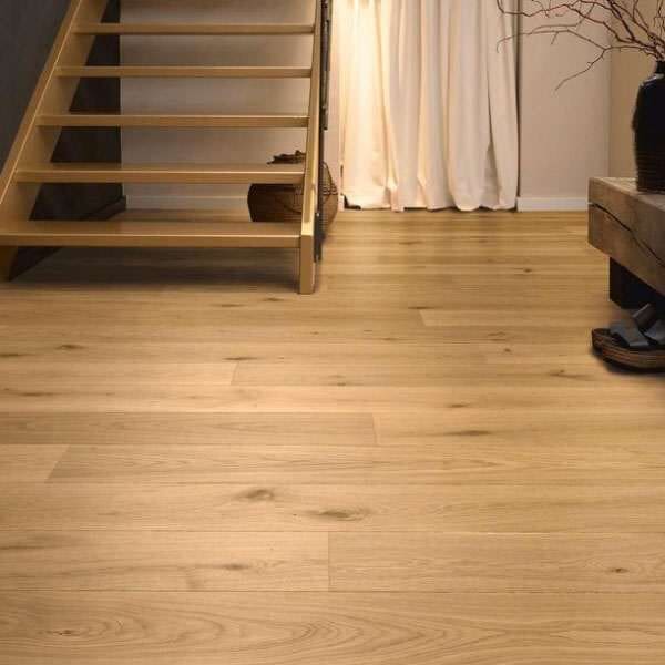 PARQUET PREFINITI – JUMBO ROVERE NATURALE – OLIO UV – SPAZZOLATO