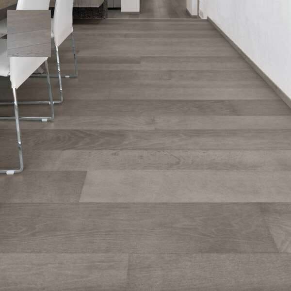 PARQUET PREFINITI – Plancetta Rovere Londra – Grigio Verniciato Opaco – Spazzolato – Stock residuo: 11 mq – Offerta: € 280,80