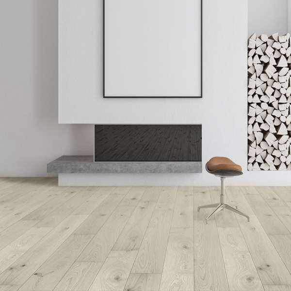 PARQUET PREFINITI – Rovere 1 Strip – Plancetta Bianca – Verniciato Opaco – Spazzolato – Stock residuo: 9 mq – Offerta: € 226,71