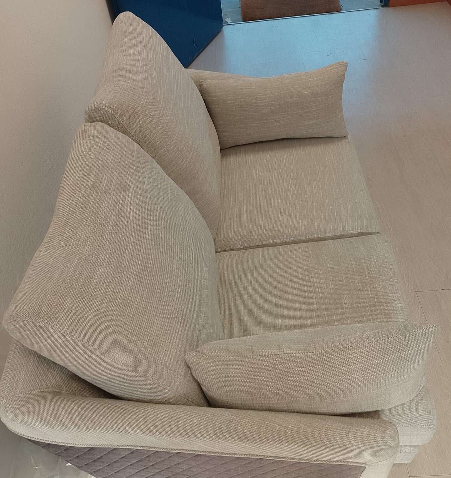 DIVANO JOPLIN – 2 POSTI – 141 x 90 x 72 cm