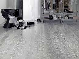 PARQUET LAMINATO AC4 – ACACIA GHIACCIO – 8 MM
