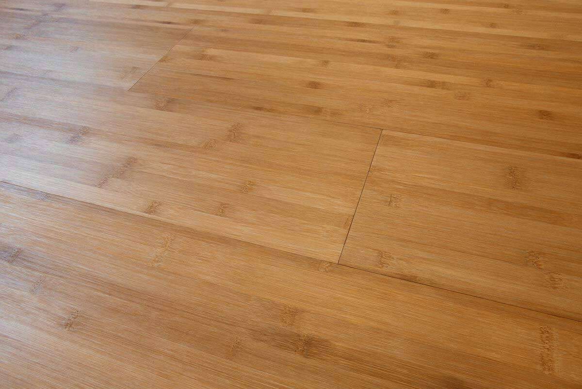 PARQUET BAMBOO MASSELLO PREFINITO – Bamboo Orizzontale – Carbonizzato Light – Spazzolato – Stock: 5,304mq – Offerta: € 126,77