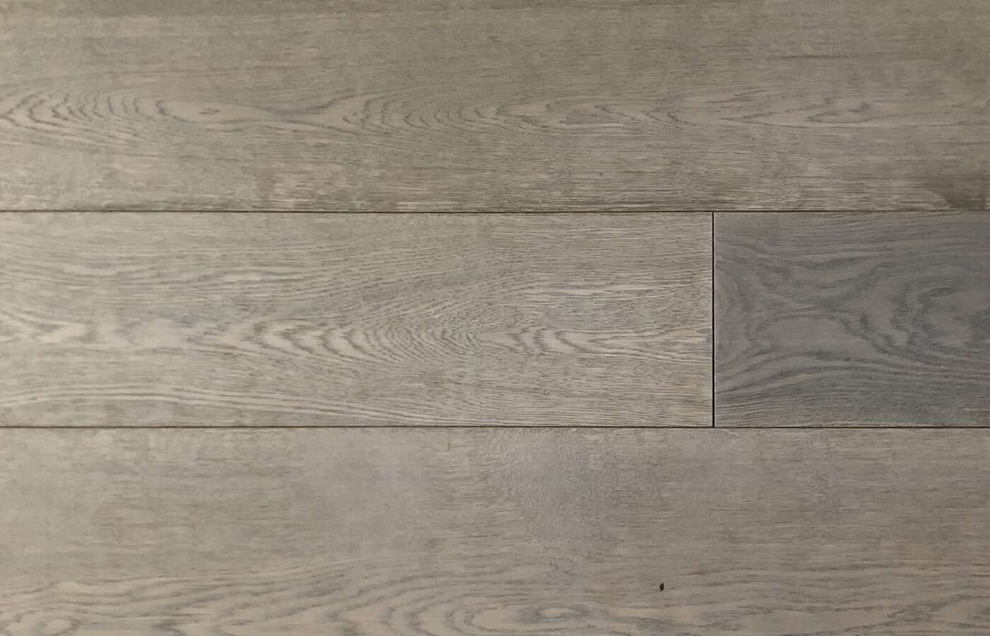 PARQUET PREFINITI – Plancetta Rovere Londra – Grigio Verniciato Opaco – Spazzolato – Stock residuo: 11 mq – Offerta: € 280,80