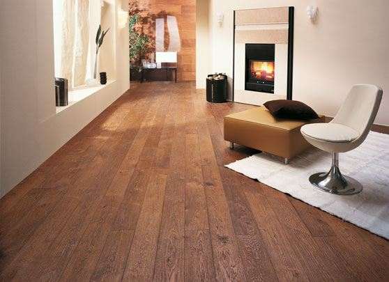 PARQUET PREFINITI – Rovere 1 Strip – Brandy Light – Verniciato Opaco – Spazzolato – Piallato – Stock: 2,812mq – Offerta: € 85,91