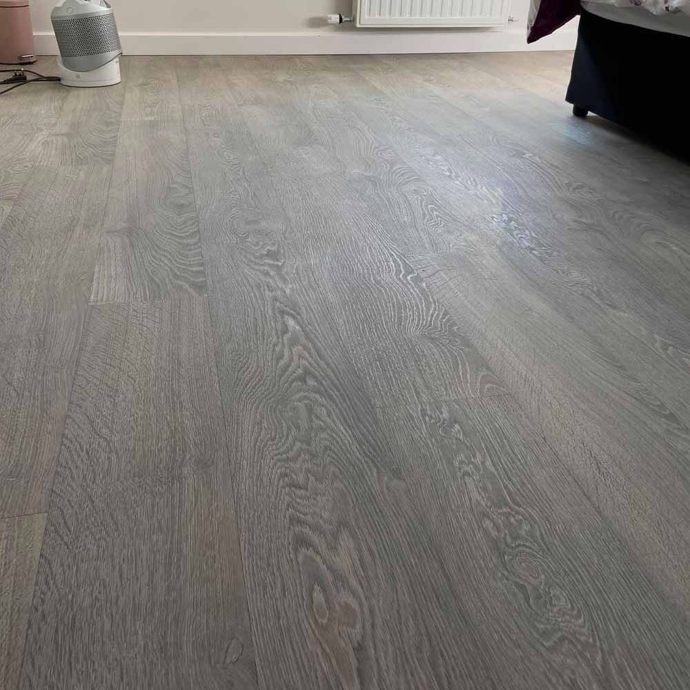 PARQUET PREFINITI – Frassino 1 Strip – Verniciato Opaco Cognac – Spazzolato – Stock residuo: 6 mq – Offerta: € 143,17