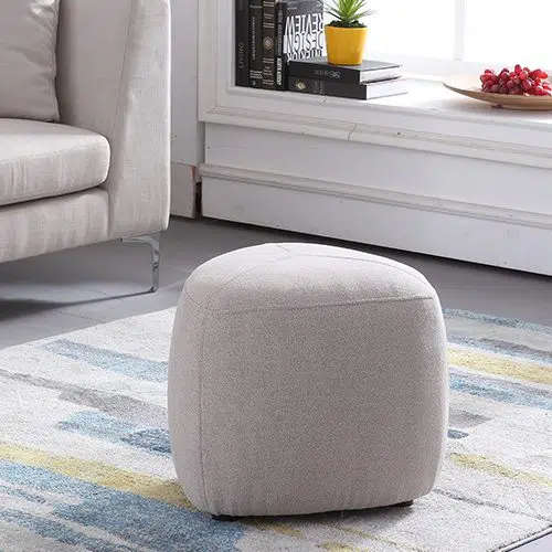 PUFF: 45 x 45 x 40cm